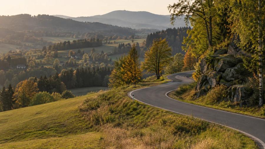 Z Líšného do Smrčí — krajina na trase