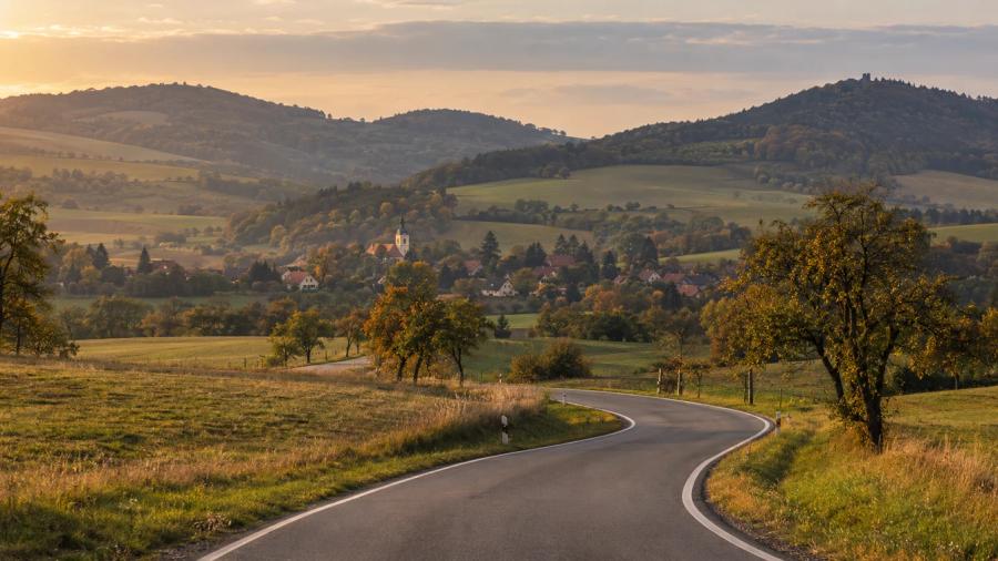 Valašskem a Hanou do Chřibů — krajina na trase